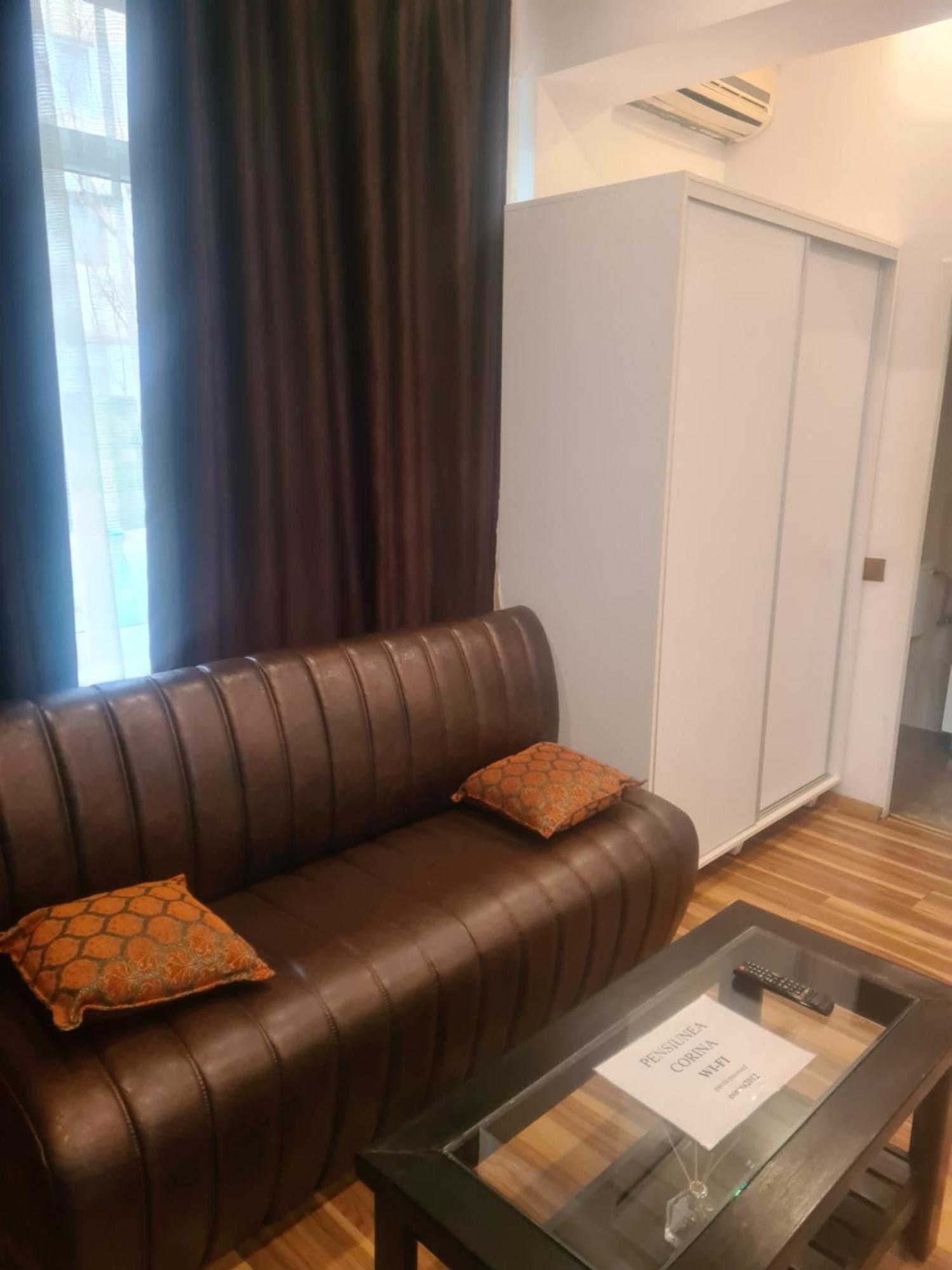 Pensiunea Corina Boutique Craiova Bagian luar foto